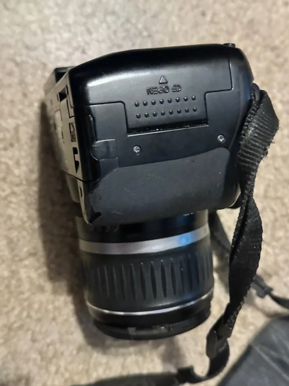 Canon ds126151 regulatory